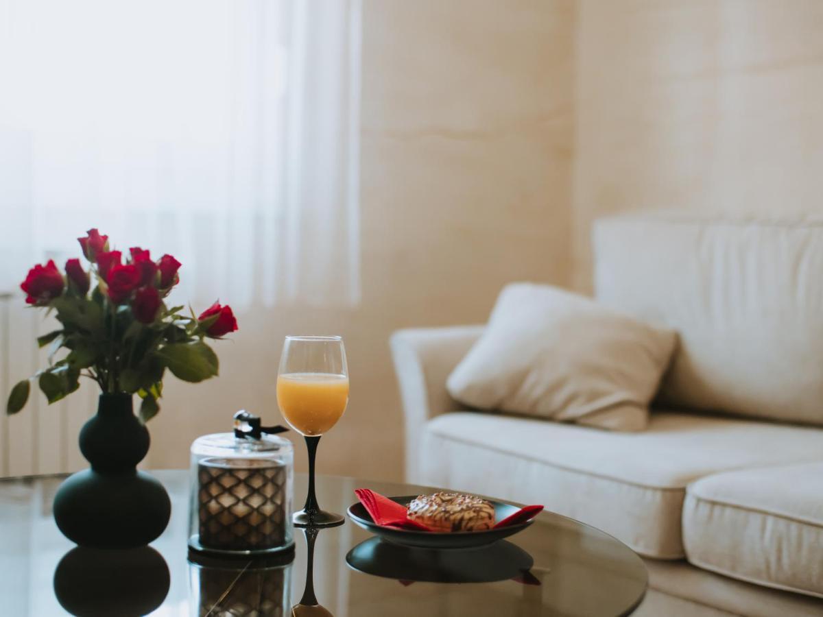Apartman Stari Toranj II Apartment Vukovar Luaran gambar