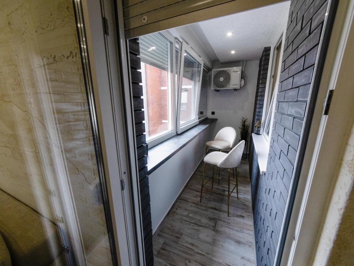 Apartman Stari Toranj II Apartment Vukovar Luaran gambar