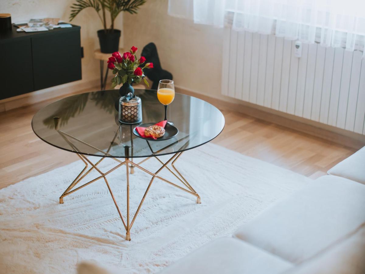 Apartman Stari Toranj II Apartment Vukovar Luaran gambar